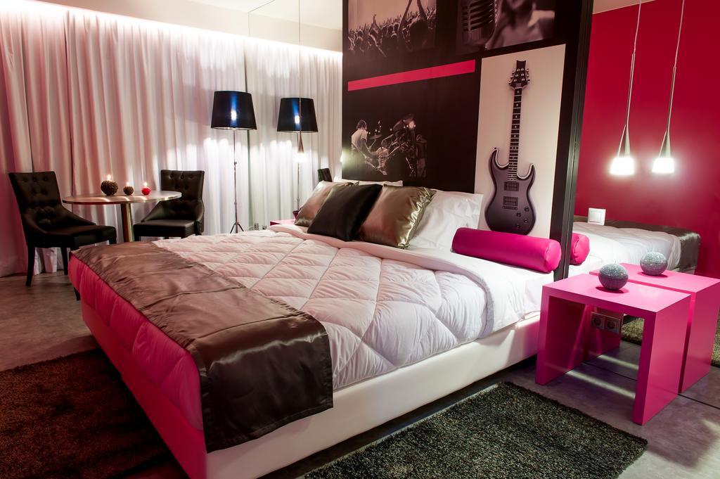 Vinyl M Hotel - Adults Only Меаляда Стая снимка